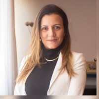 Vivian Vasconcellos Lima Sanches