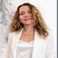 Estephania Carla Soares